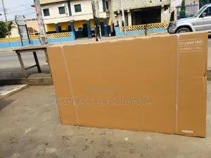 High Resolution UHD Smart Samsung 75”Cu8000