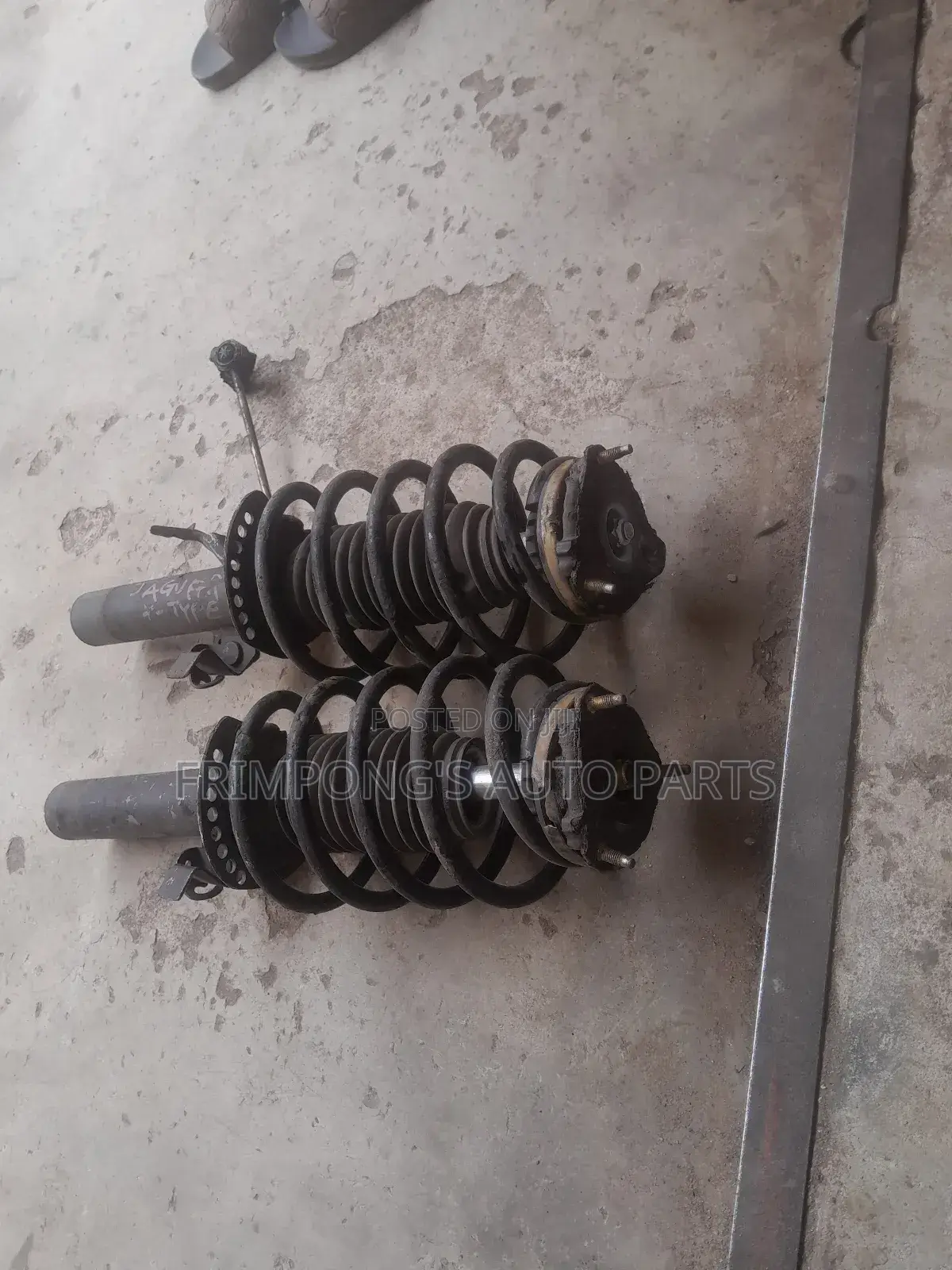Jaguar X_type Front Shocks Absorbers