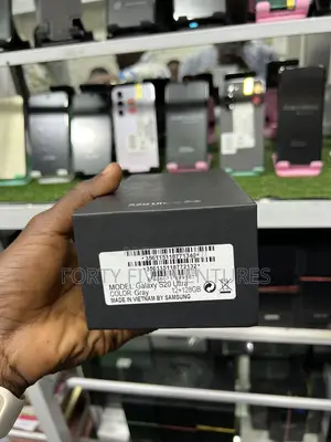 New Samsung Galaxy S20 Ultra 128 GB Gray