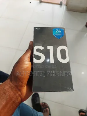 New Samsung Galaxy S10 128 GB Silver
