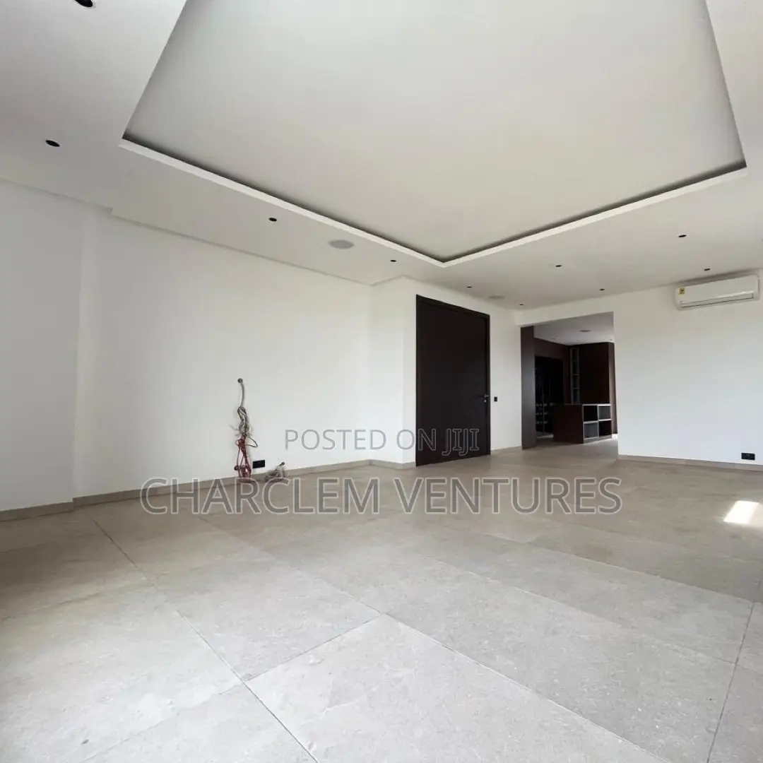 5bdrm House in Charclem Ventures, East Legon for sale