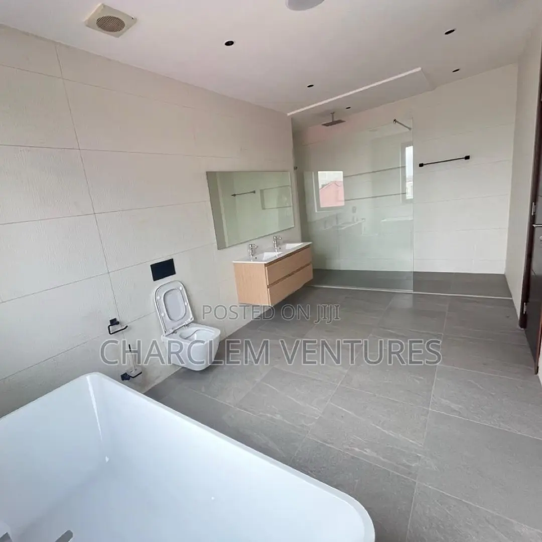 5bdrm House in Charclem Ventures, East Legon for sale
