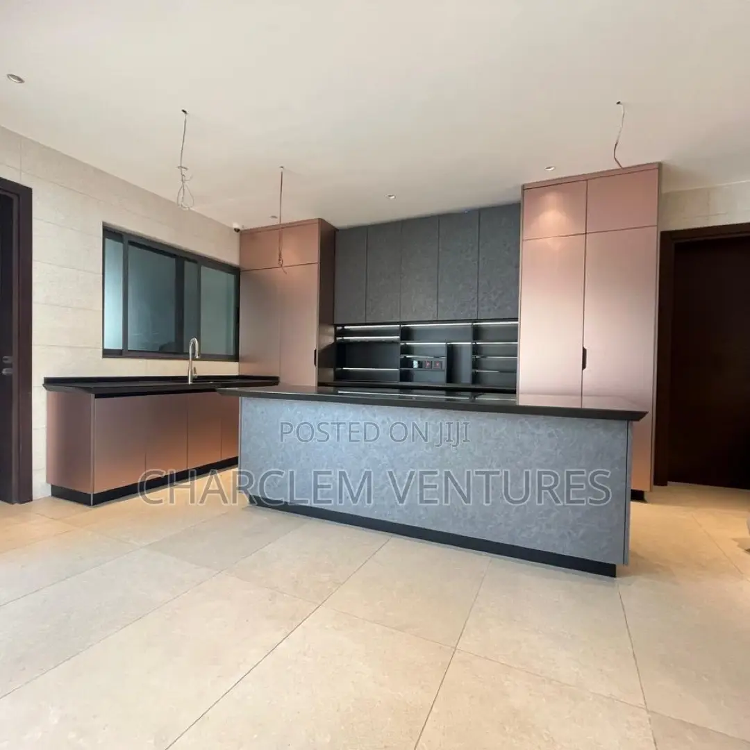 5bdrm House in Charclem Ventures, East Legon for sale