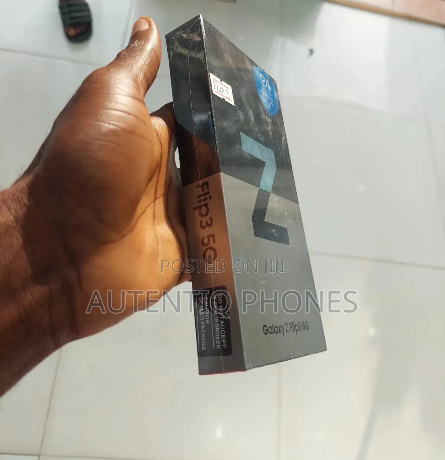 New Samsung Galaxy Z Flip3 5G 128 GB Black