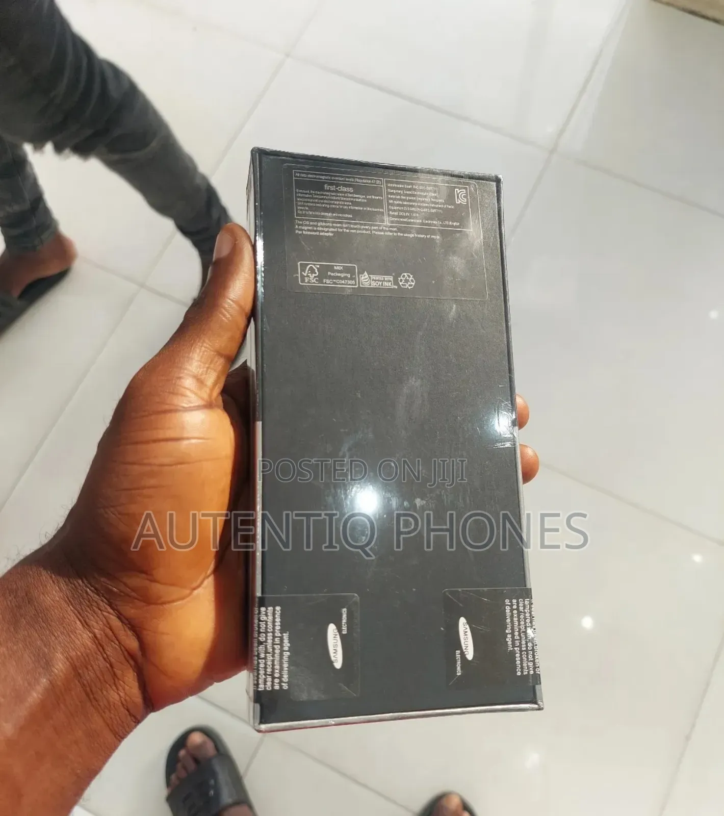 New Samsung Galaxy Z Flip3 5G 128 GB Black