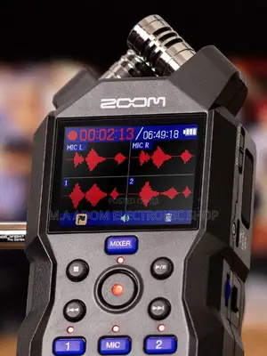 Handy Recording Device Zoom Essential H4