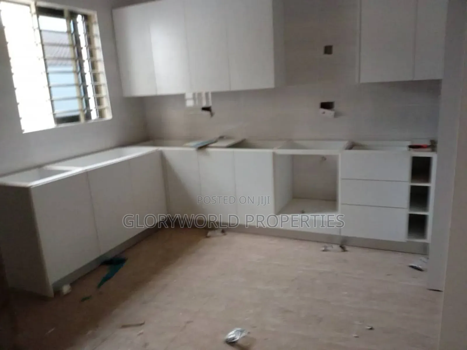 3bdrm House in Spintex for sale