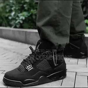 Jordan 4 Black Cat