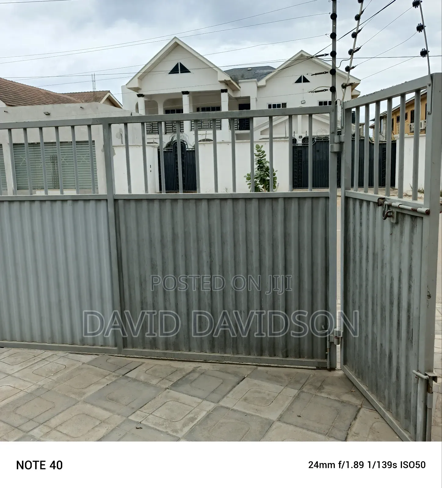 5bdrm Mansion in 5 Bedroom Self, Tema Metropolitan for rent