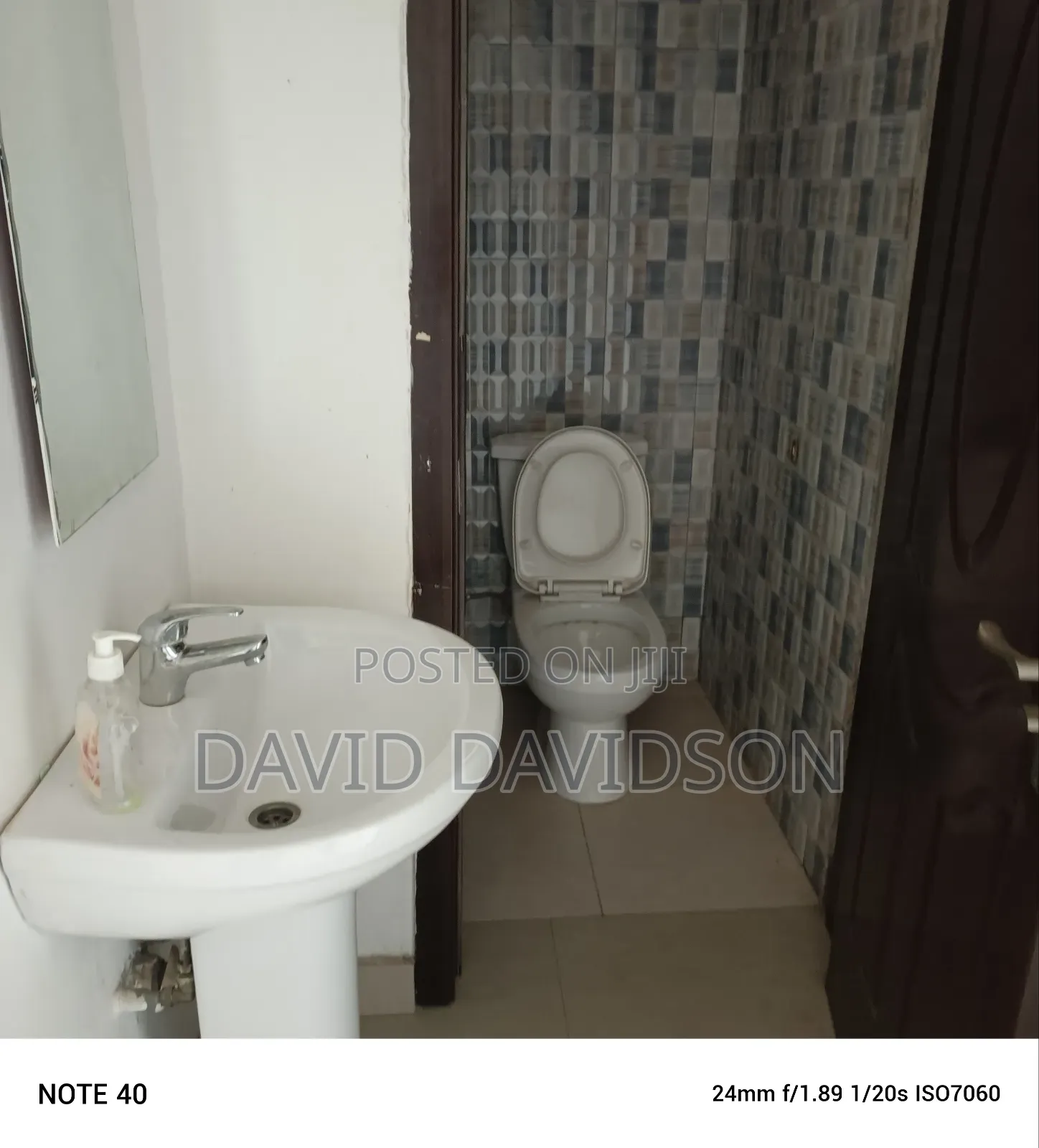 5bdrm Mansion in 5 Bedroom Self, Tema Metropolitan for rent