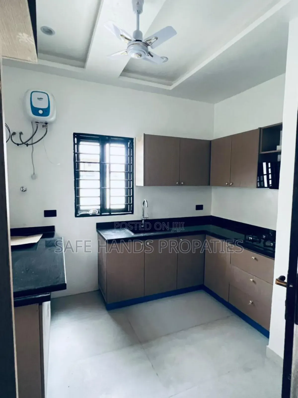 Furnished 2bdrm House in Lakeside, Accra Metropolitan for sale