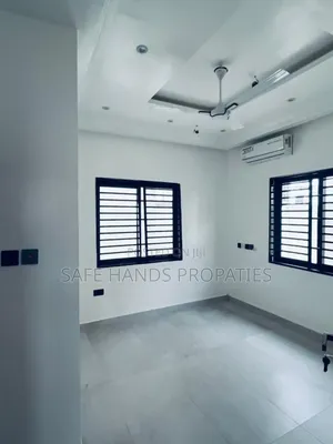 Furnished 2bdrm House in Lakeside, Accra Metropolitan for sale