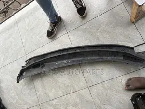 Nissan Versa 2014 Wiper Panel Available