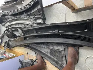 Rav4 2014 Wiper Panel Available