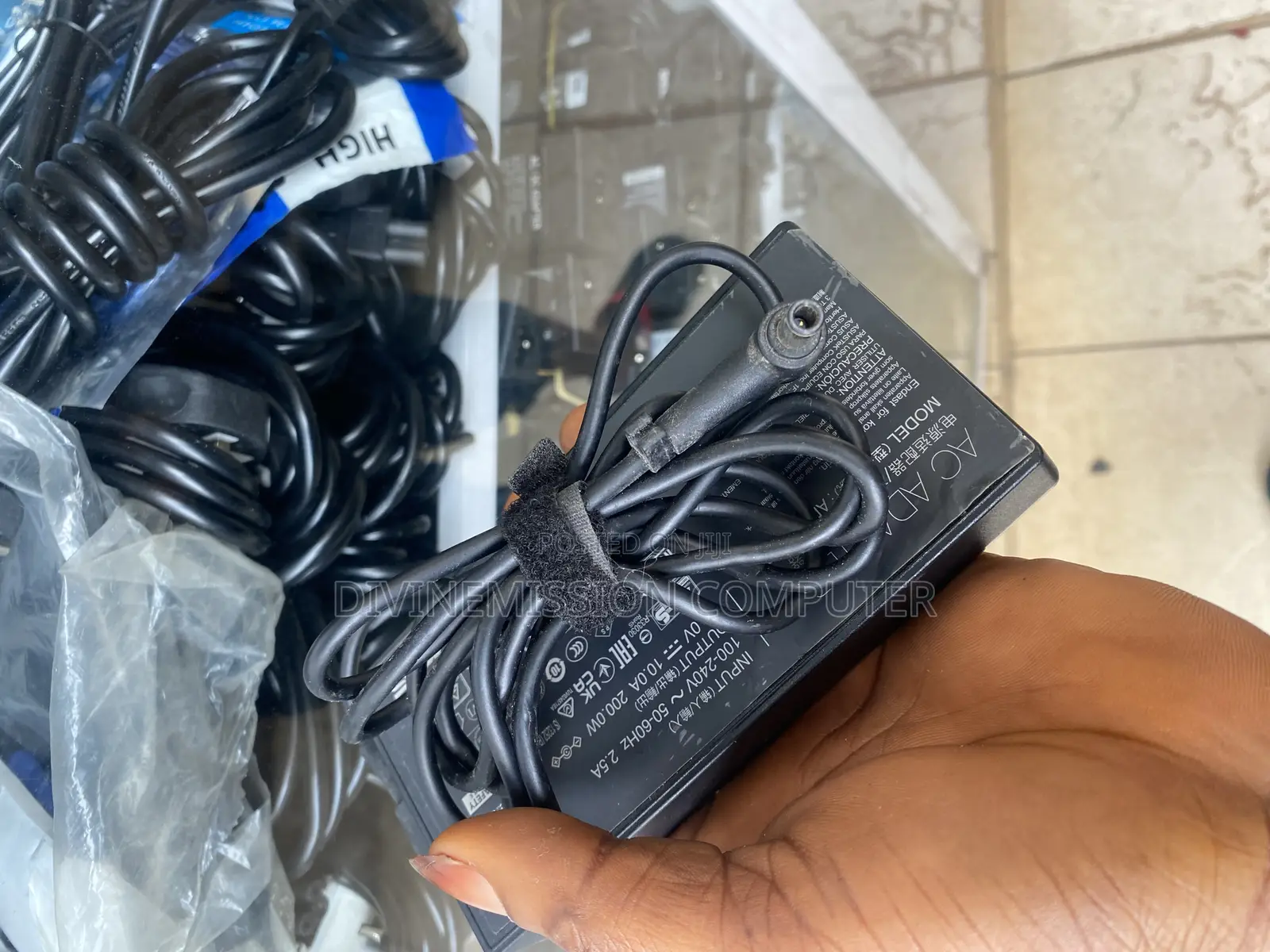 Original ASUS 20v~10A 200w AC Adapter for Asus Zen Book.