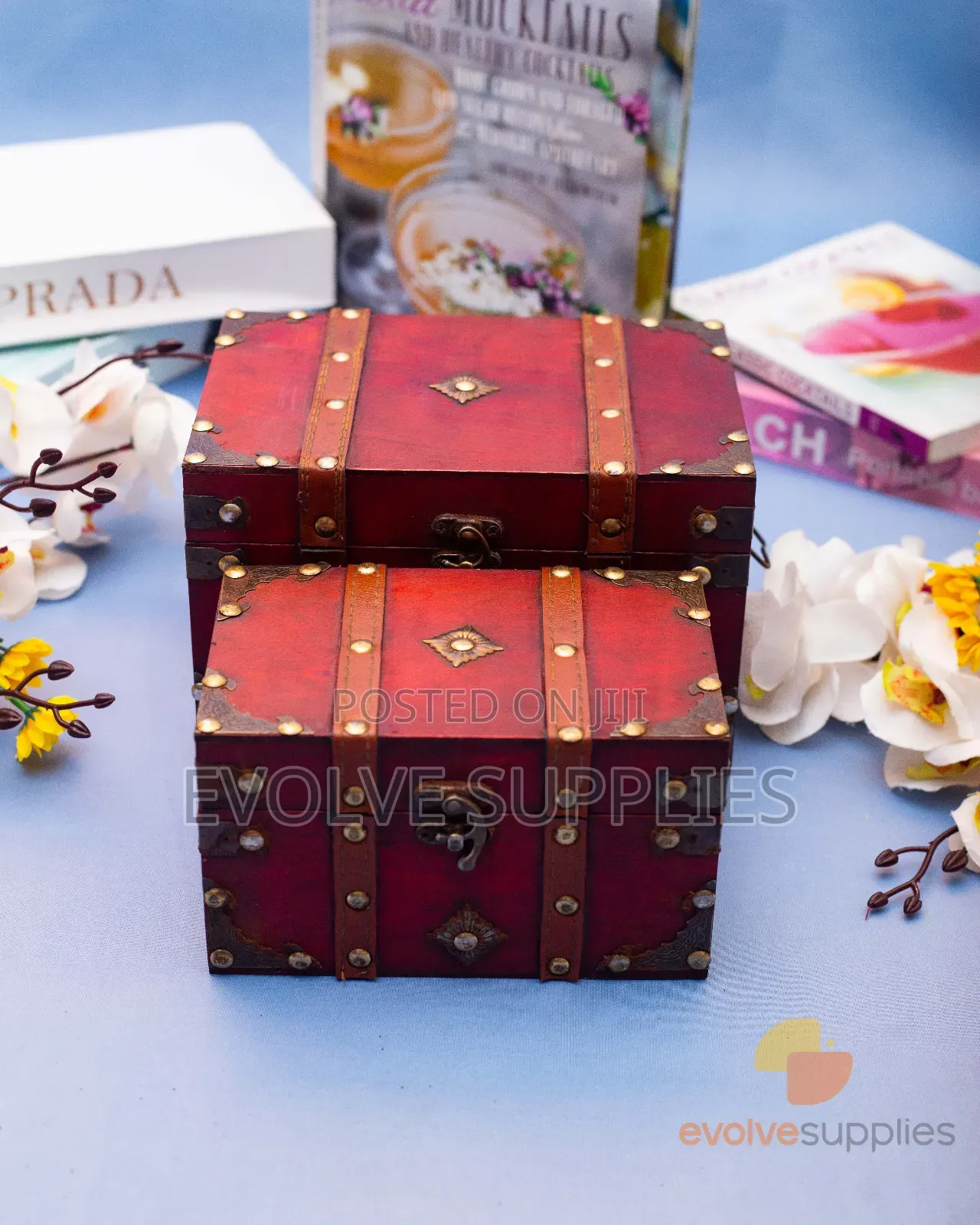 Multifunctional Treasure Chest