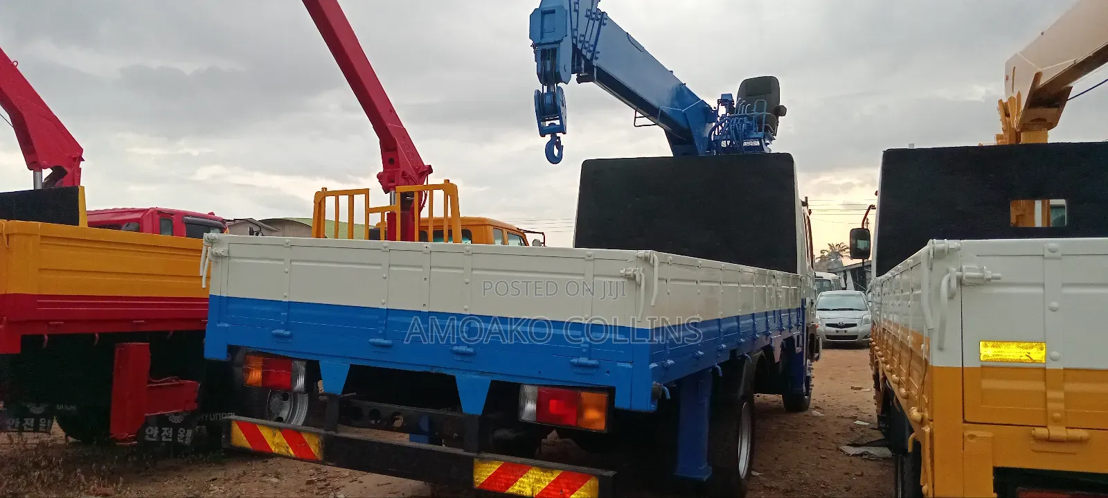 Hyundai 8 Holes Crane for Sale
