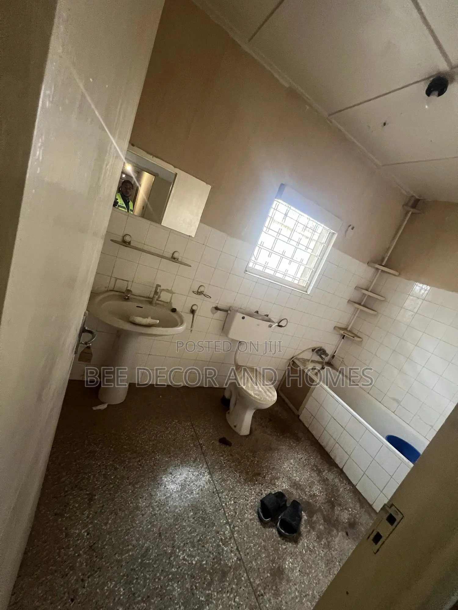 4bdrm House in Redco Flatq, Madina for sale