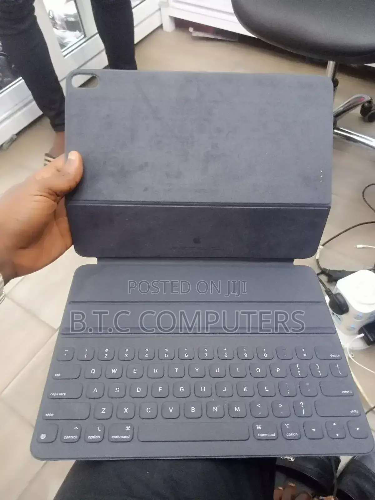 iPad Pro 12.9" Tablet Case With Keyboard Water Resistant