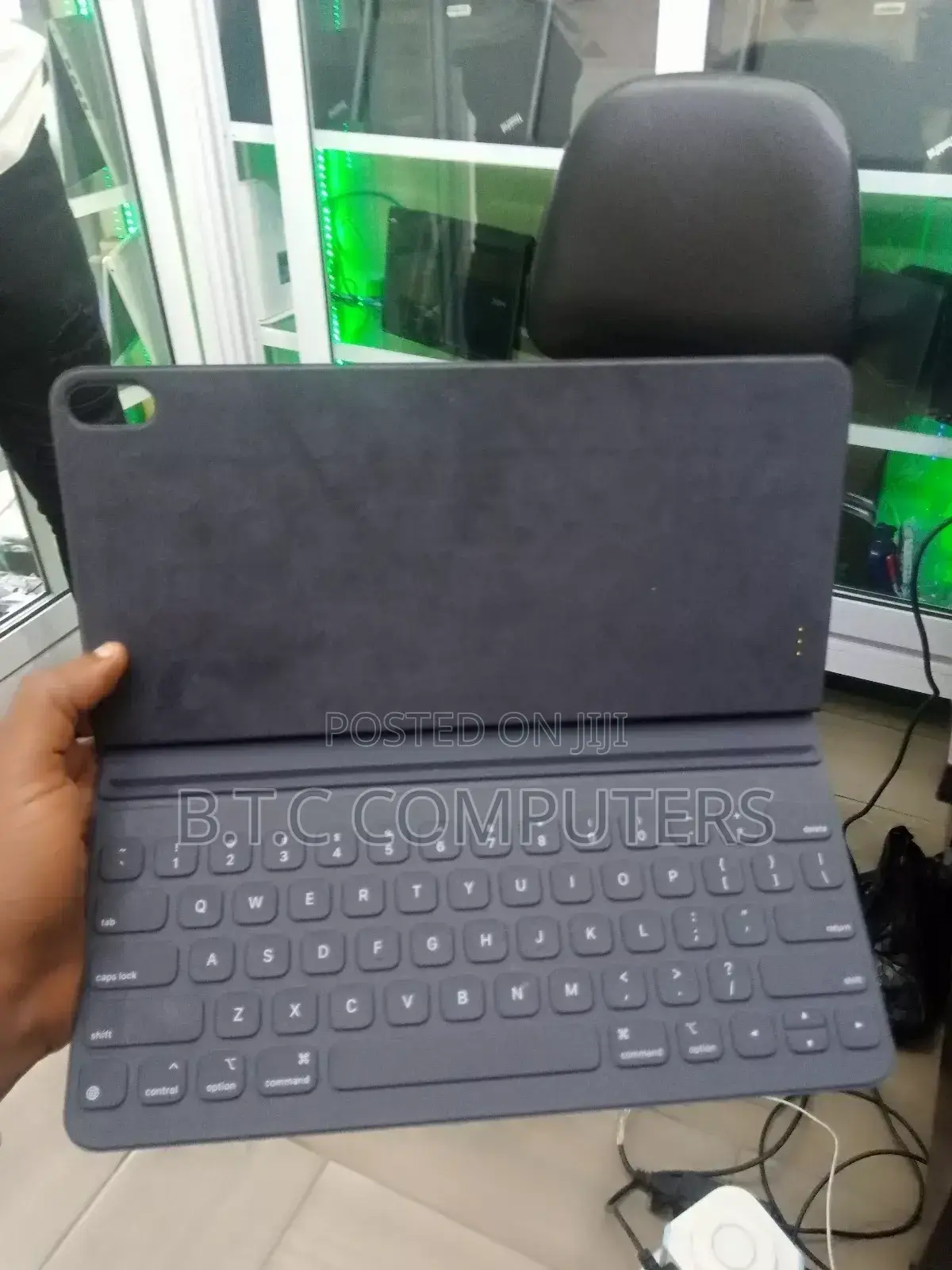 iPad Pro 12.9" Tablet Case With Keyboard Water Resistant
