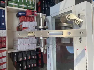 Door Lock (Rosette Curve Handle )