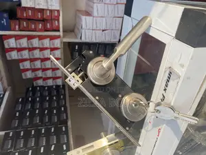 Door Lock (Rosette Curve Handle )
