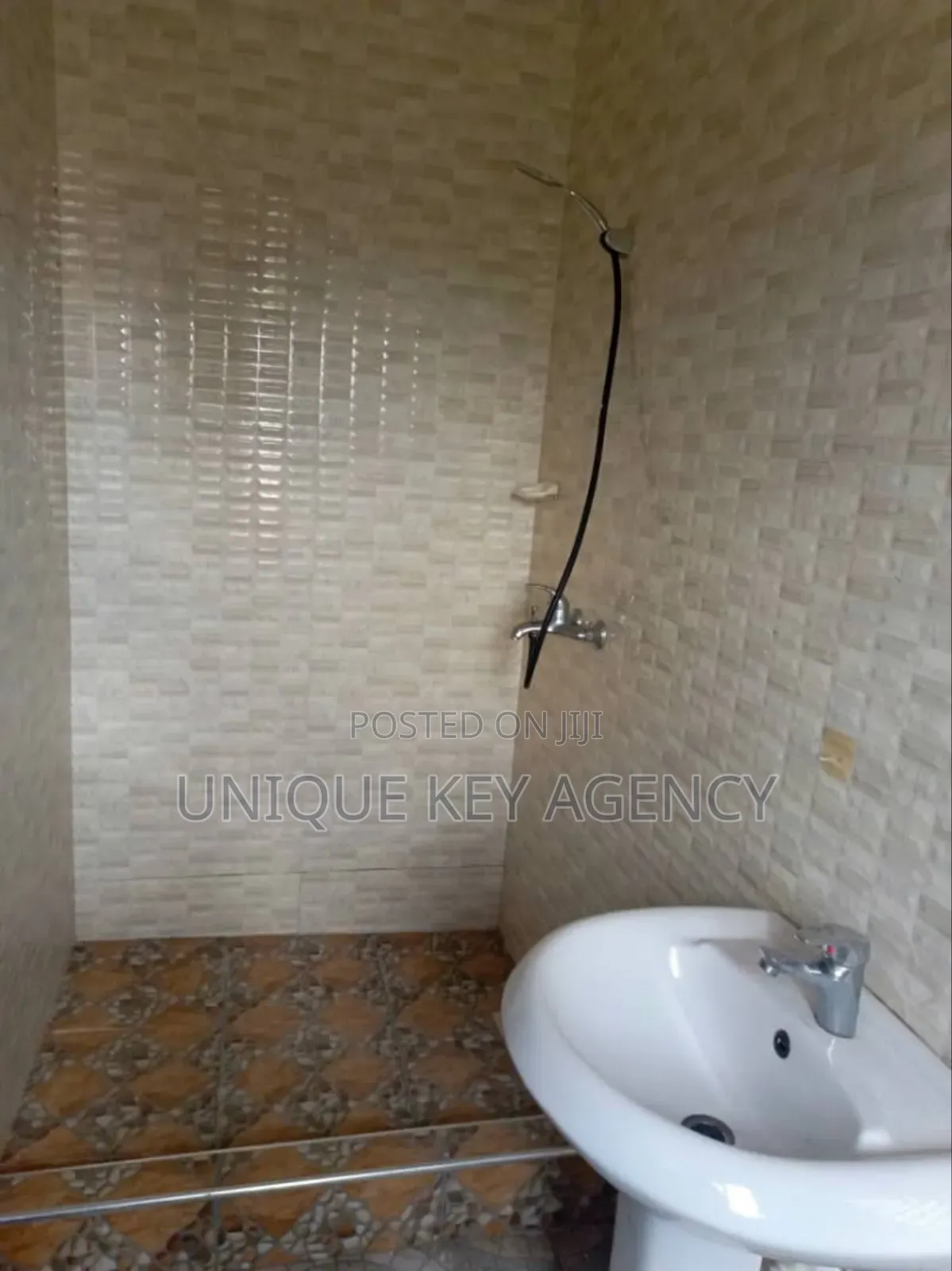 1bdrm Apartment in Unique Key Agency, Airport Residential Area for rent