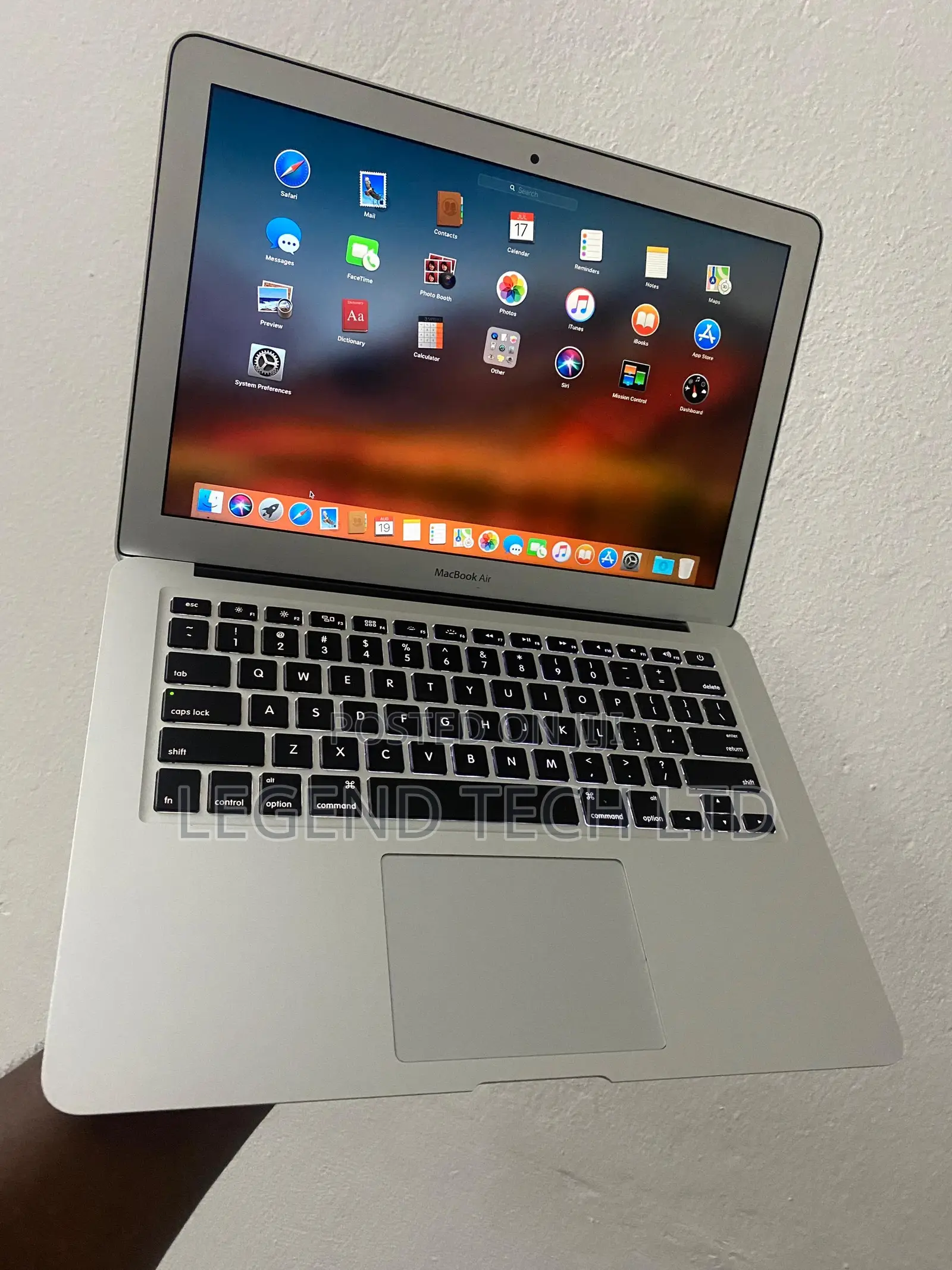 Laptop Apple MacBook Air 4GB Intel Core I5 SSD 160GB