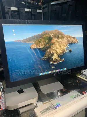 Apple 27inches Cinema Display A1407