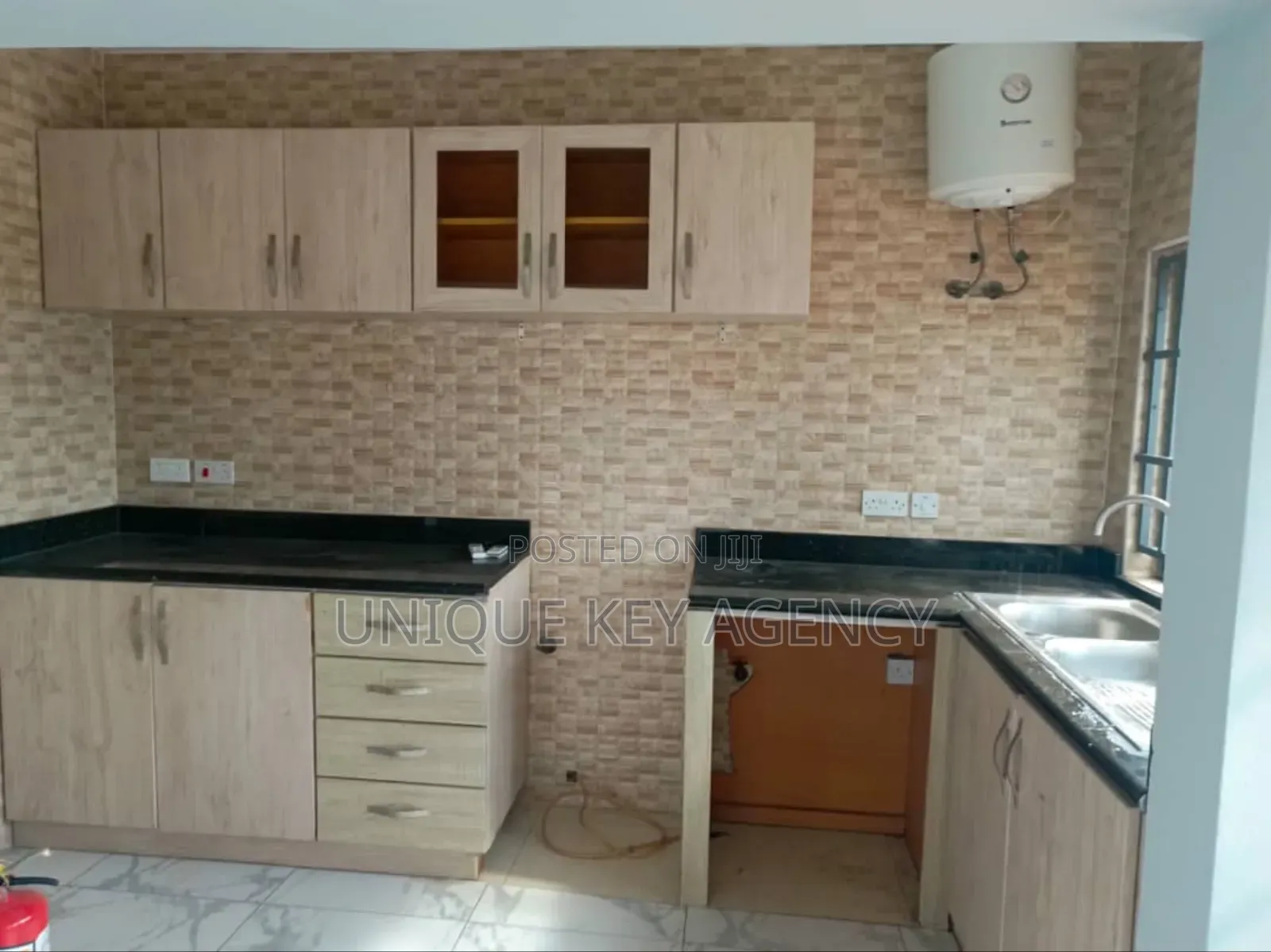 1bdrm Apartment in Unique Key Agency, Airport Residential Area for rent