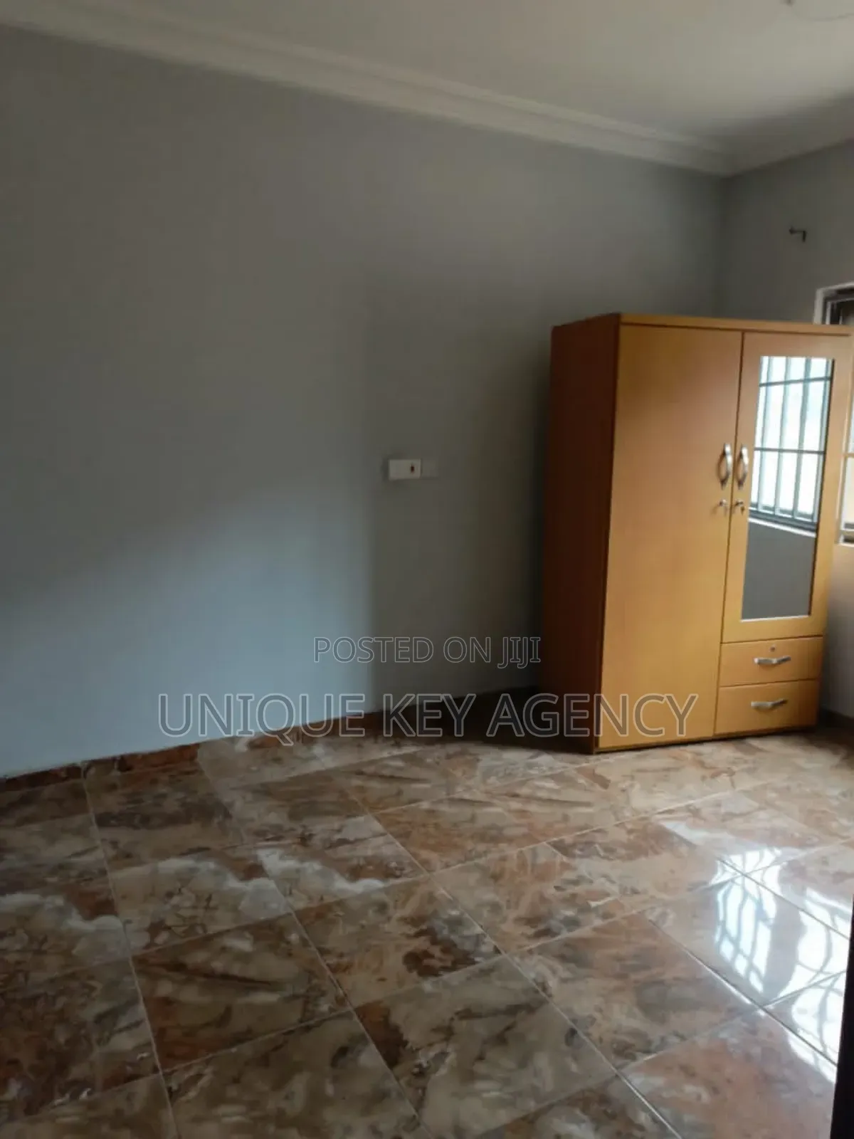 3bdrm Apartment in Unique Key Agency, Airport Residential Area for rent