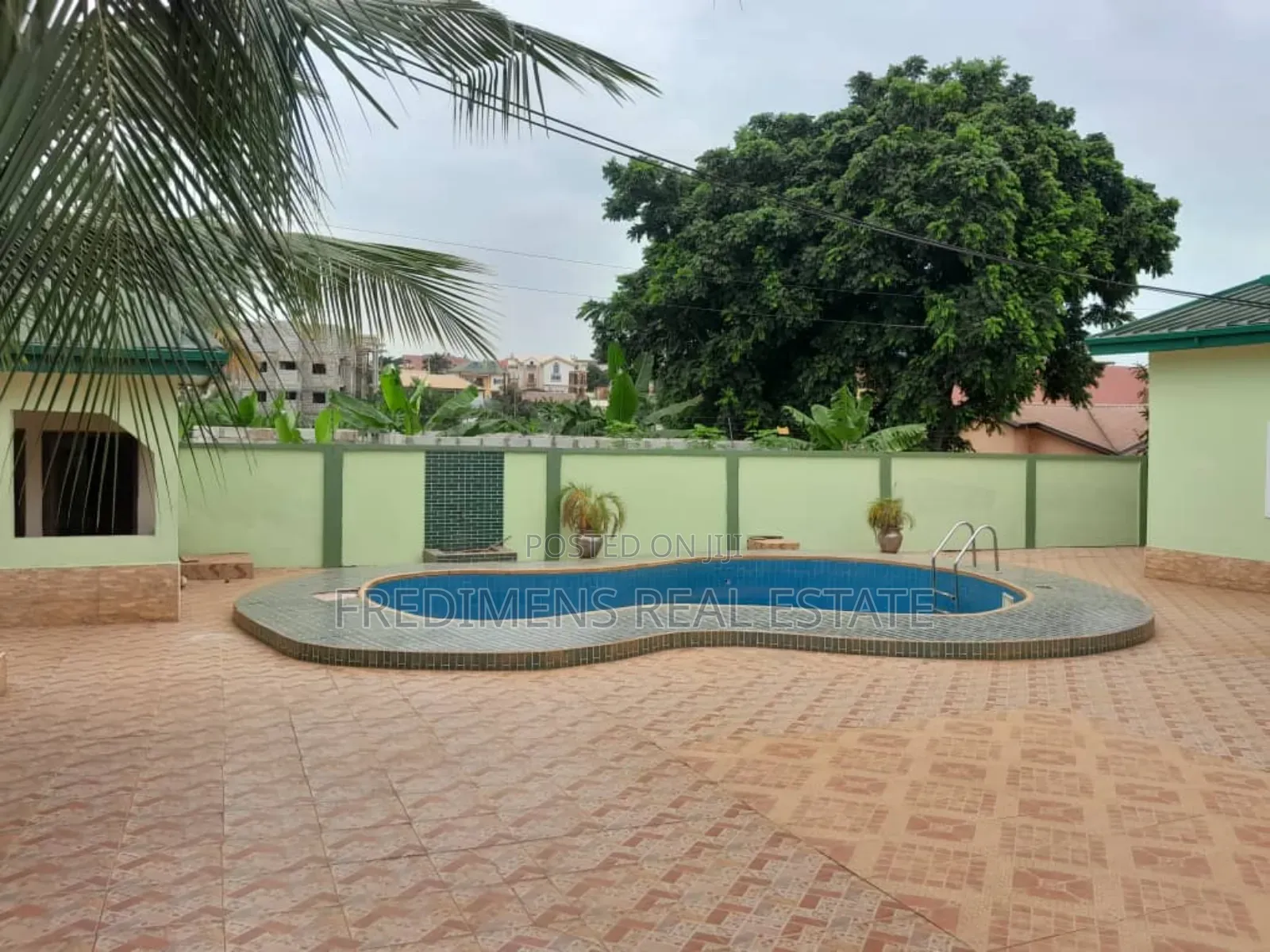 5bdrm House in Fredimens Real, Kumasi Metropolitan for sale
