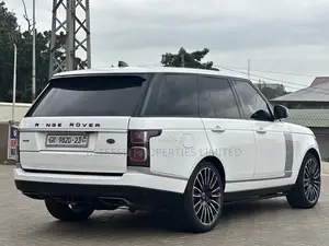 Land Rover Range Rover Vogue 2021 White
