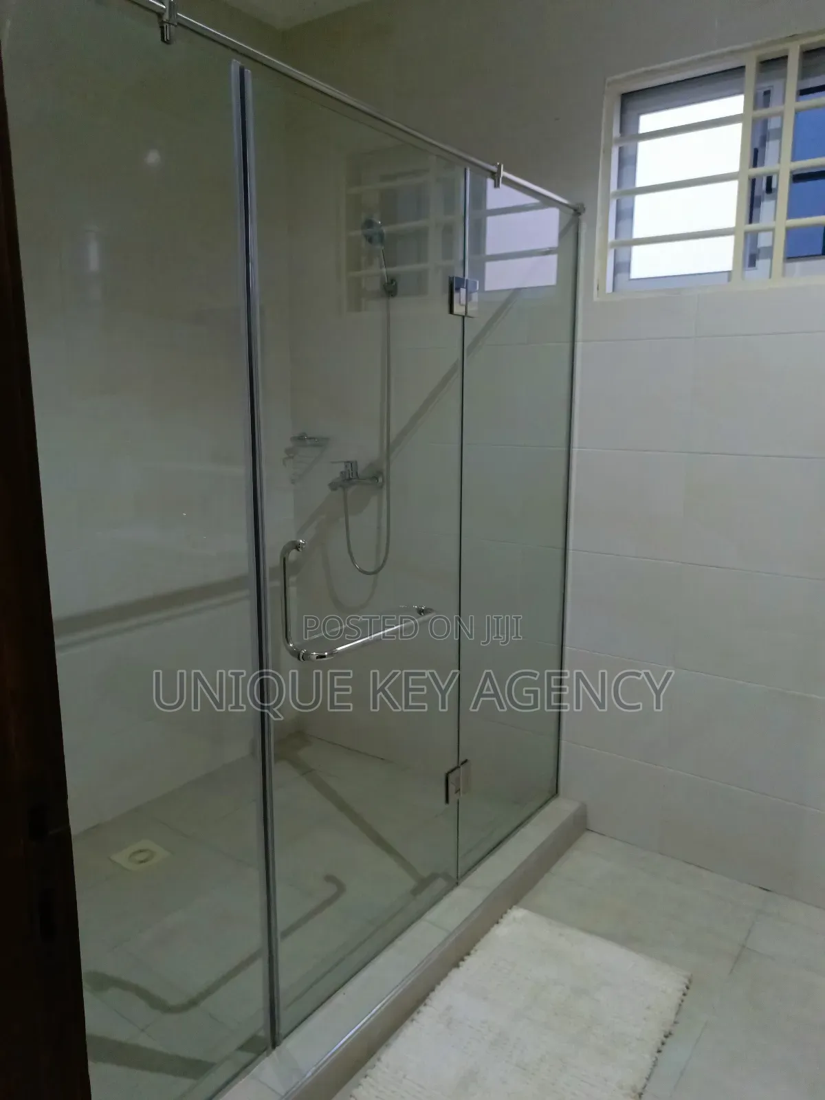 Furnished 3bdrm House in Unique Key Agency, Airport Residential Area