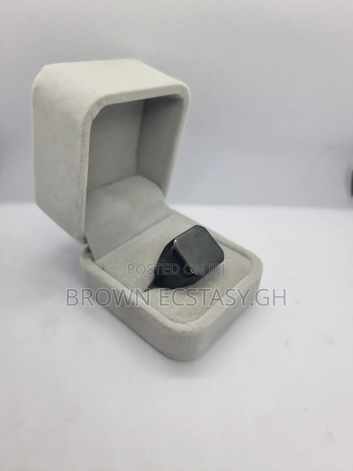 Black Fashion Ring