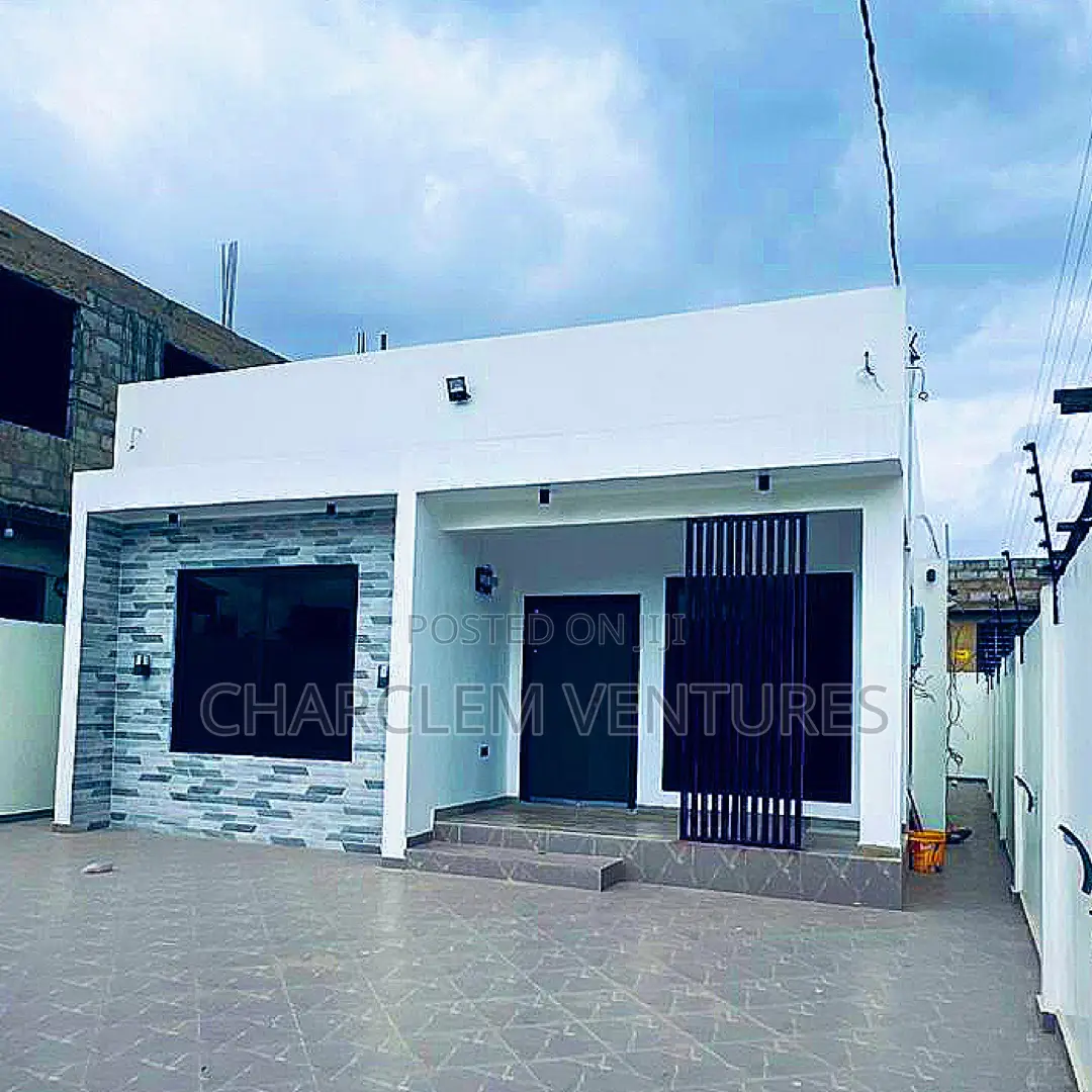 2bdrm House in Charclem Ventures, Adenta for sale