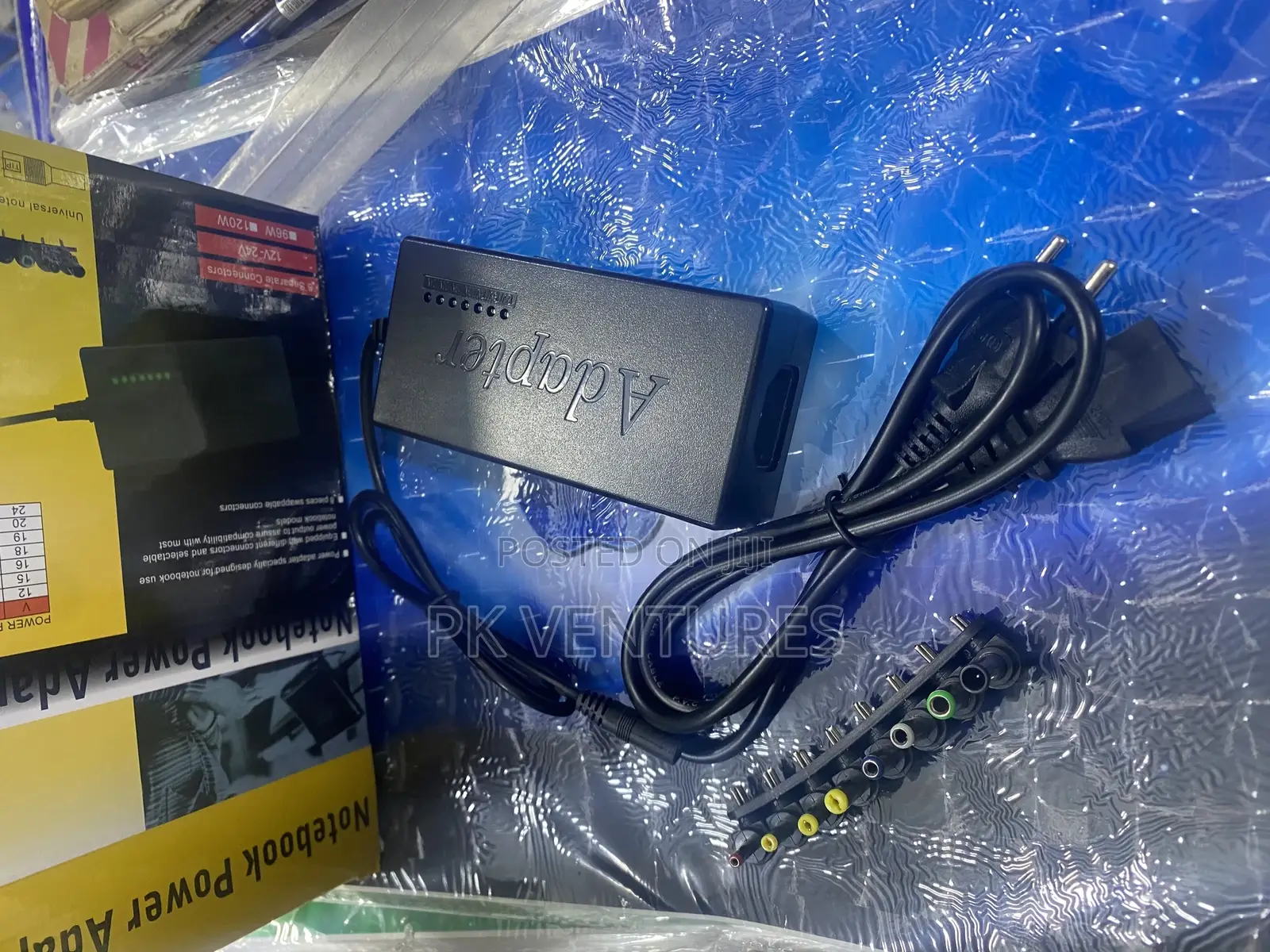 Universal Notebook Power Adapter With 8 Swappable Connectors