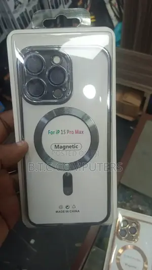 iPhone 15 Pro Max Cover
