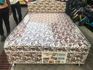 Double Bed Inbuilt