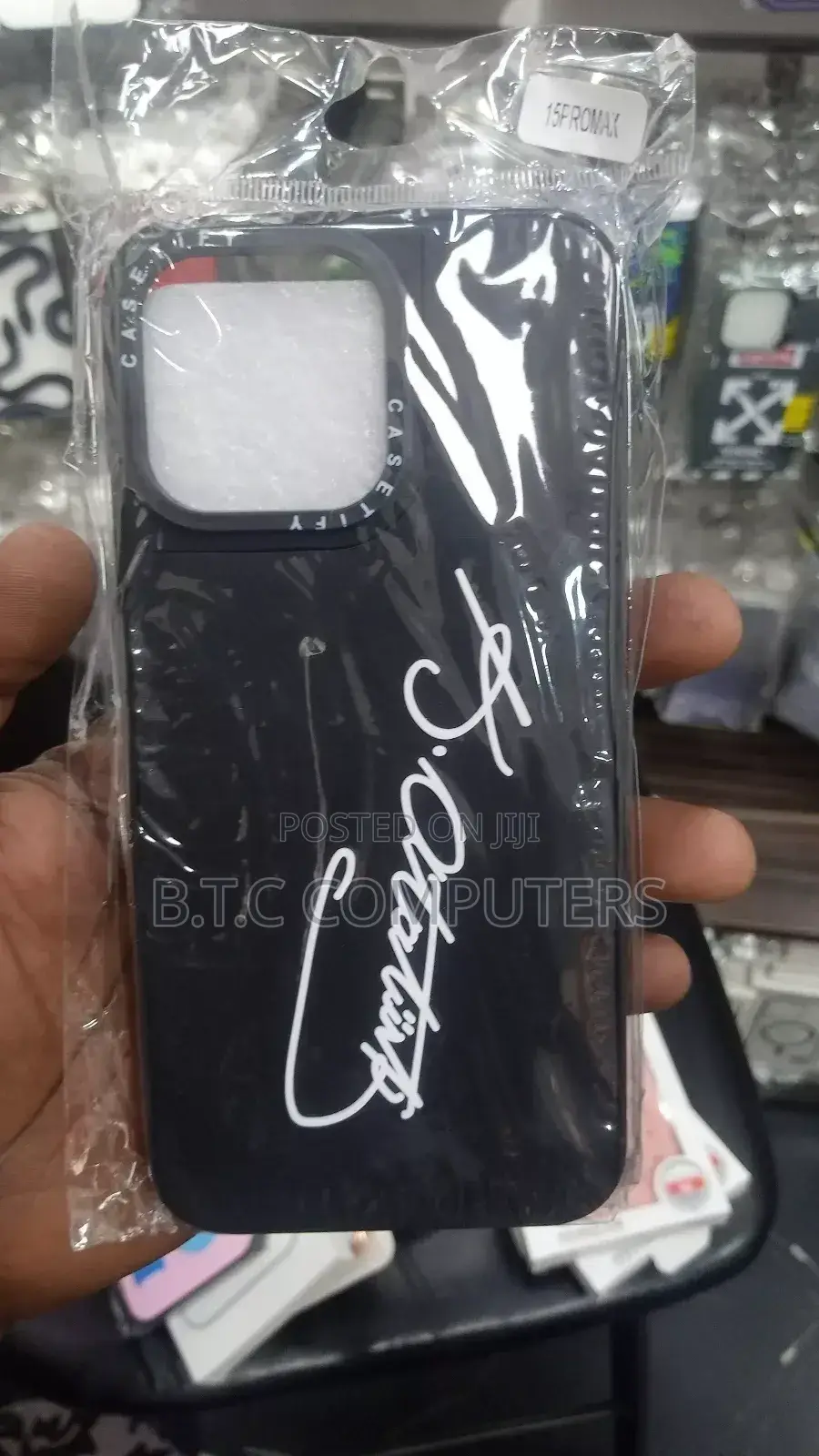 Smart iPhone 15 Pro Max Cover