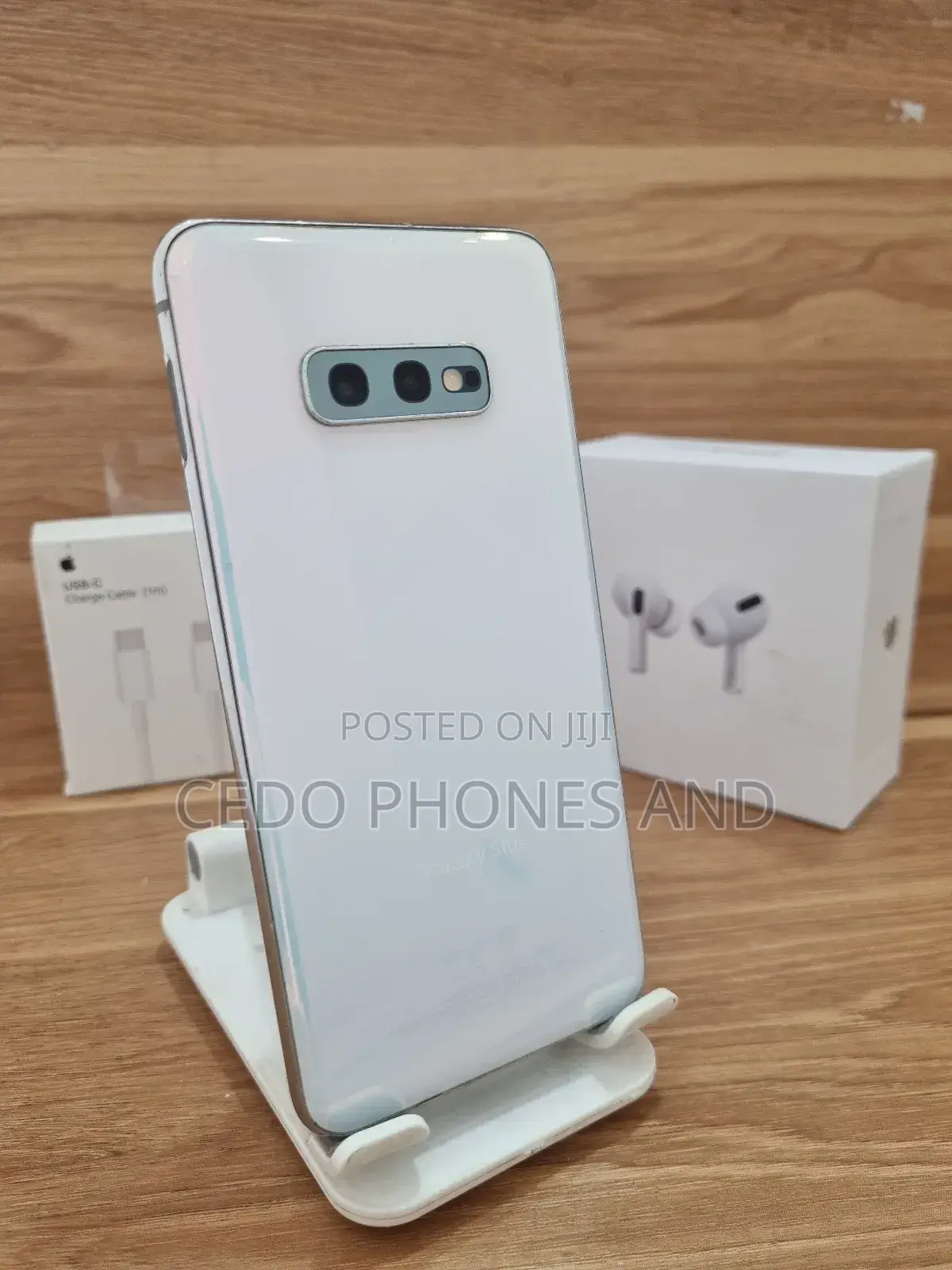 Samsung Galaxy S10e 128 GB White