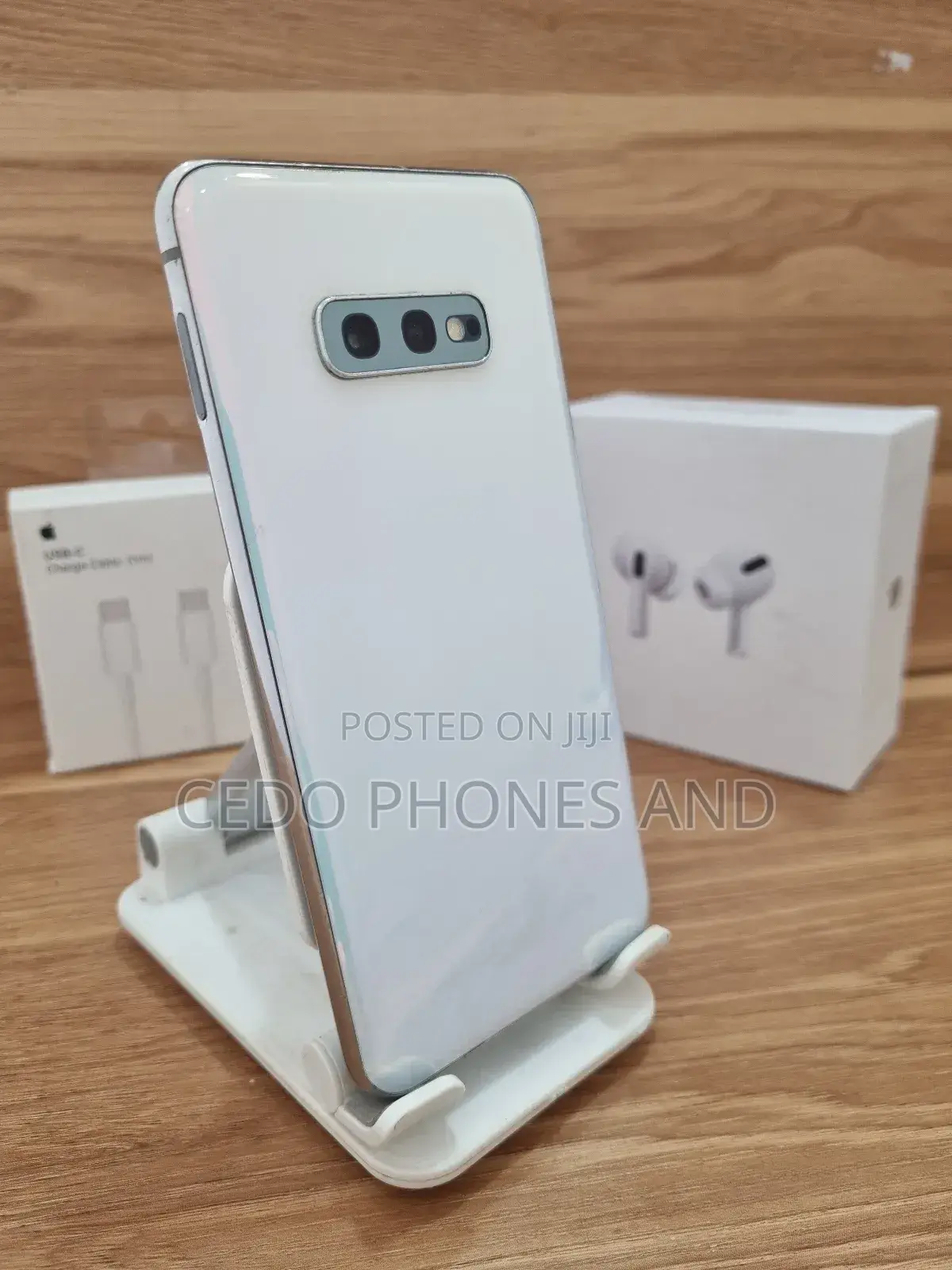 Samsung Galaxy S10e 128 GB White