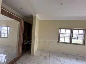 3bdrm Apartment in A&C Mall, East Legon for rent