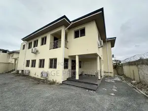 3bdrm Apartment in A&C Mall, East Legon for rent