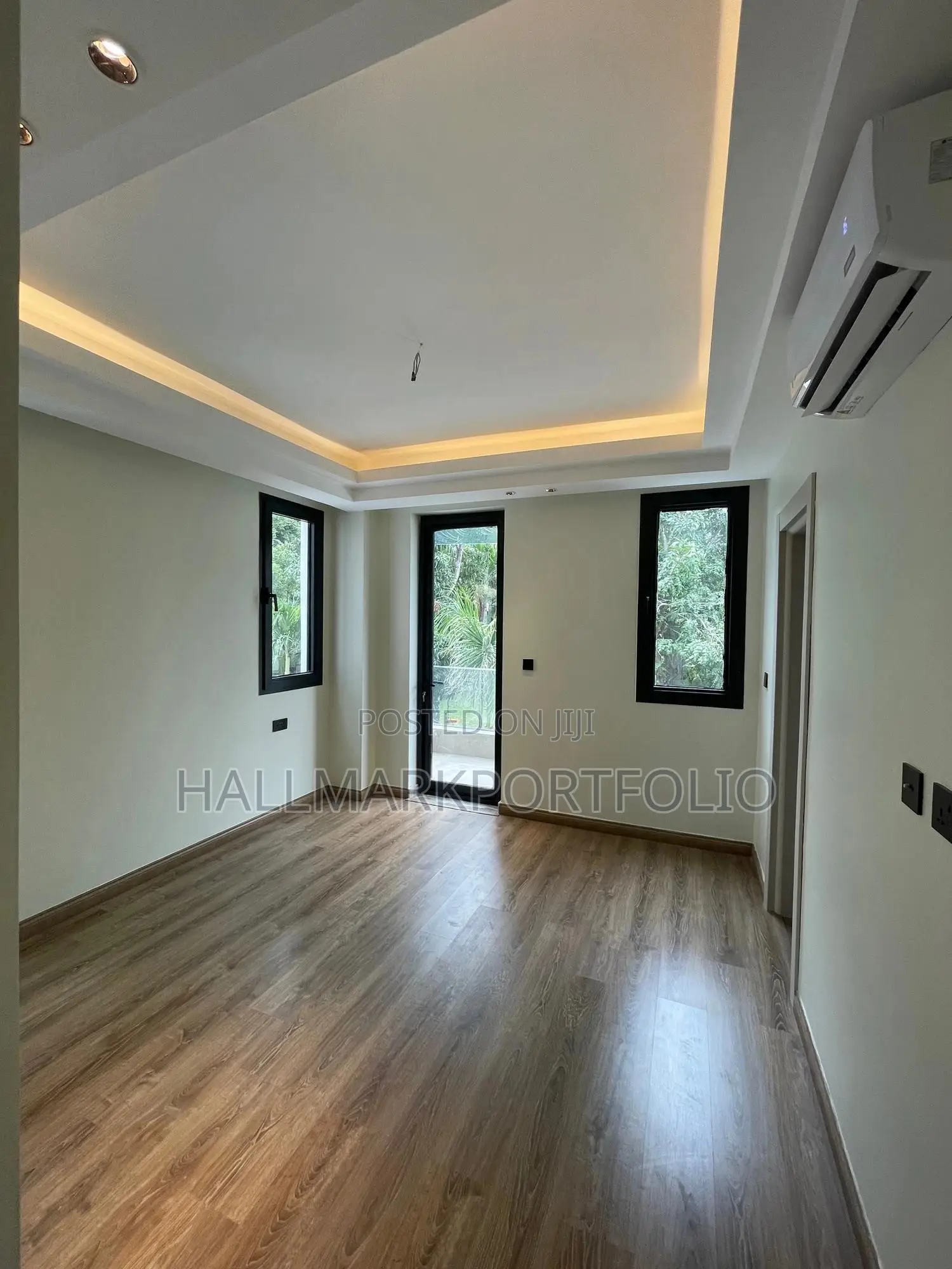 5bdrm Townhouse / Terrace in Cantonments for rent