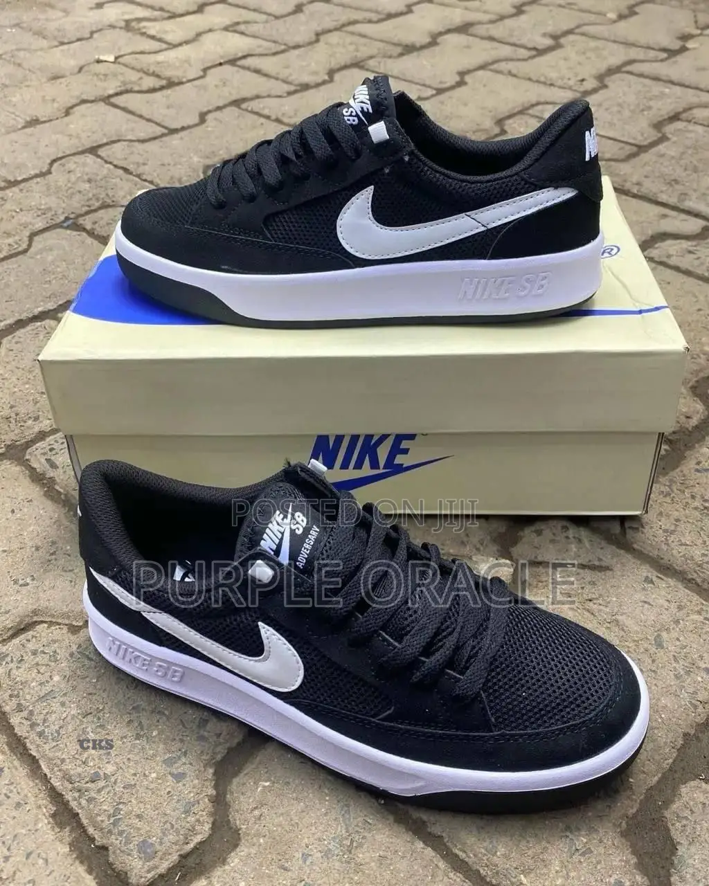Nike React Men's Casual Sneaker.