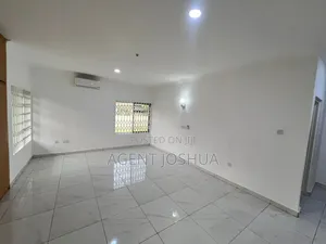 4bdrm House in Regimanuel Golden, Airport Residential Area for rent