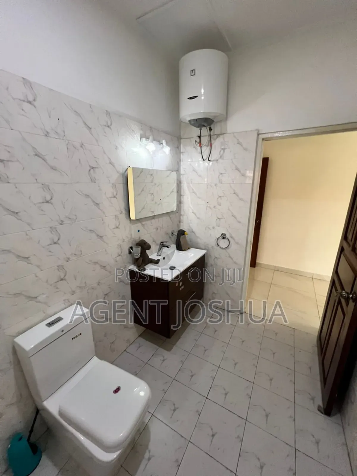4bdrm House in Regimanuel Golden, Airport Residential Area for rent