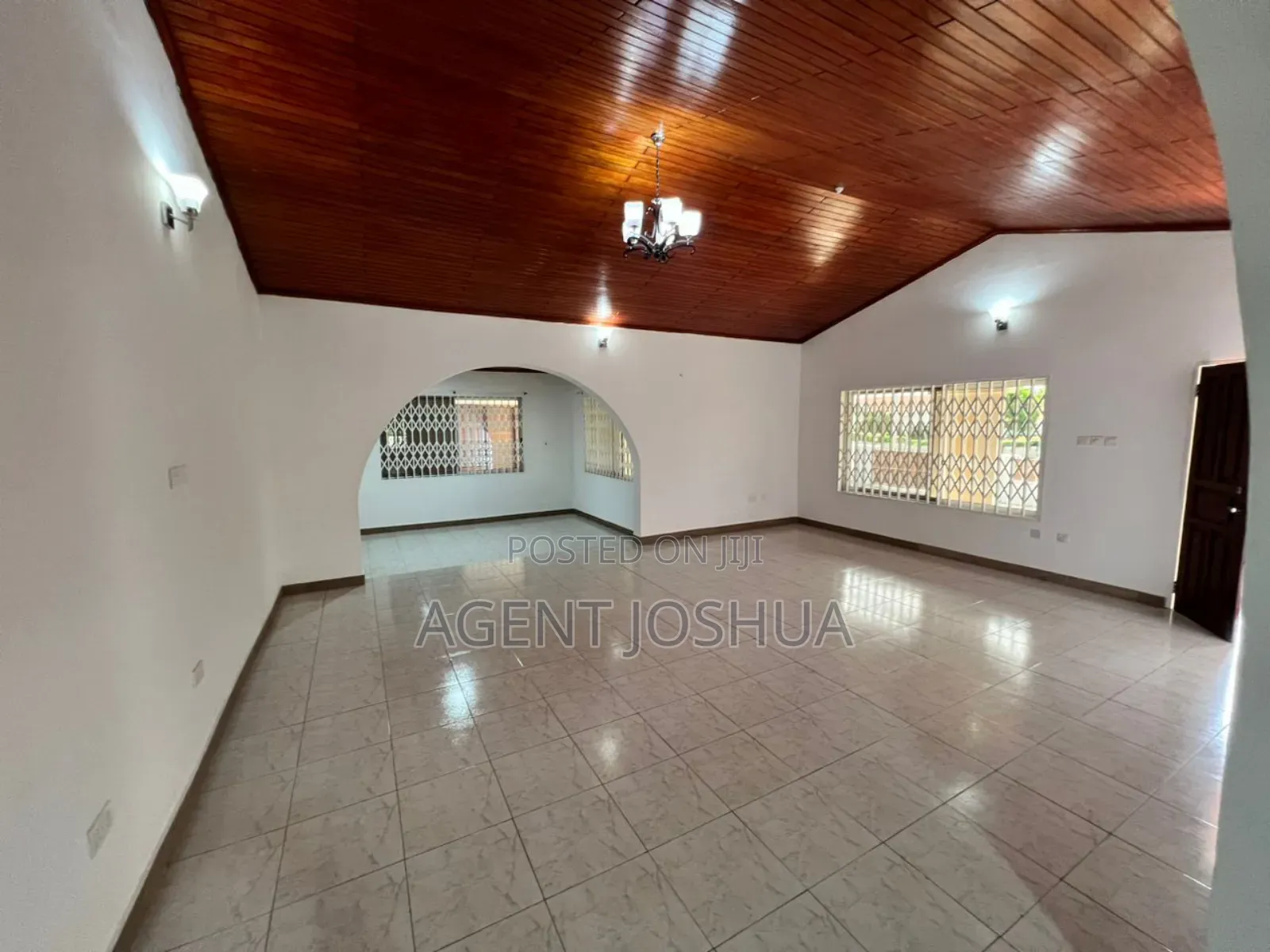 4bdrm House in Regimanuel Golden, Airport Residential Area for rent