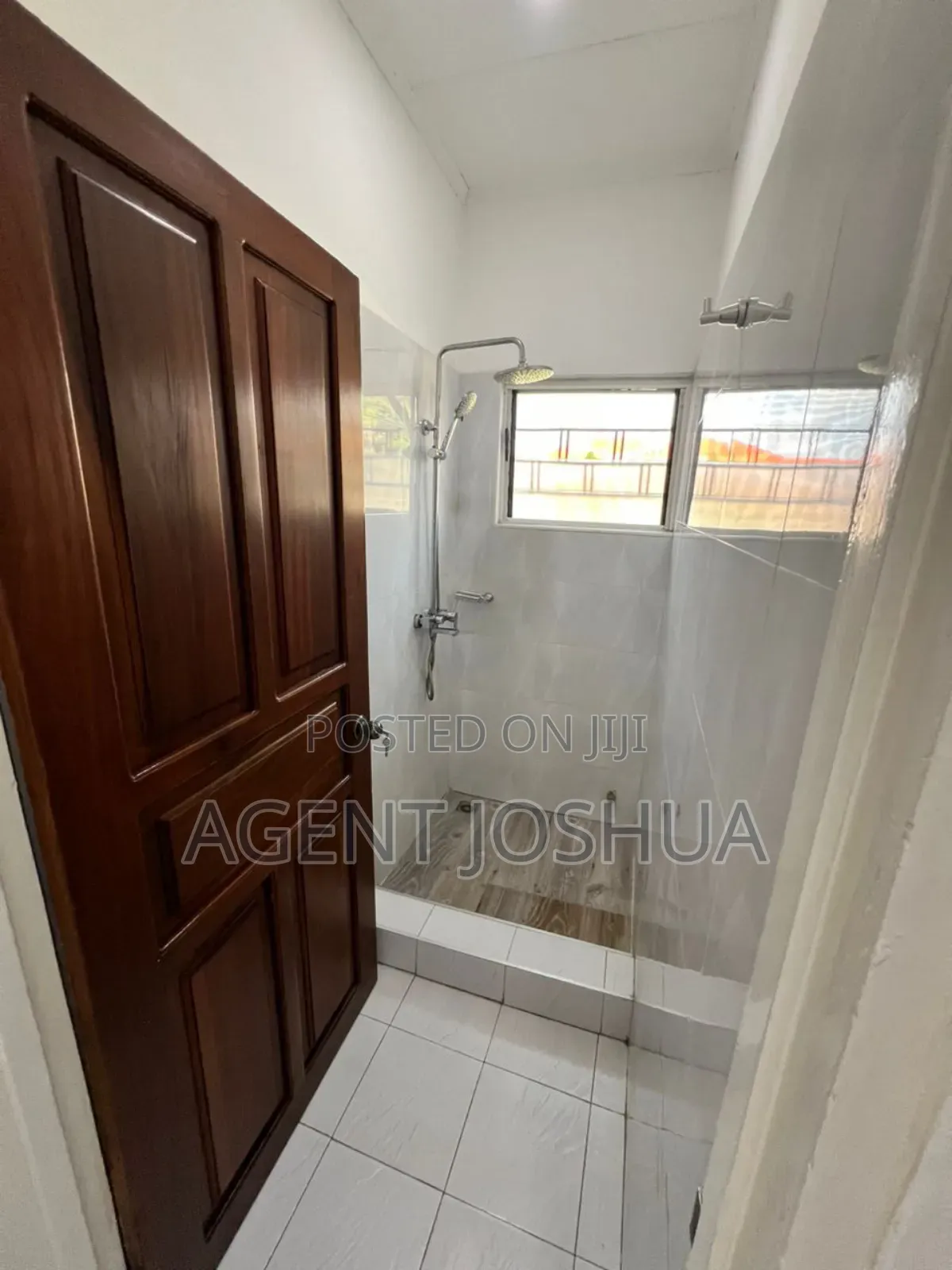 4bdrm House in Regimanuel Golden, Airport Residential Area for rent